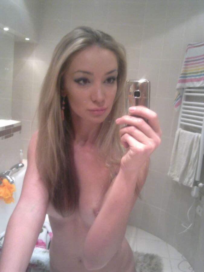 Free porn pics of Blonde amateur selfie 6 of 103 pics