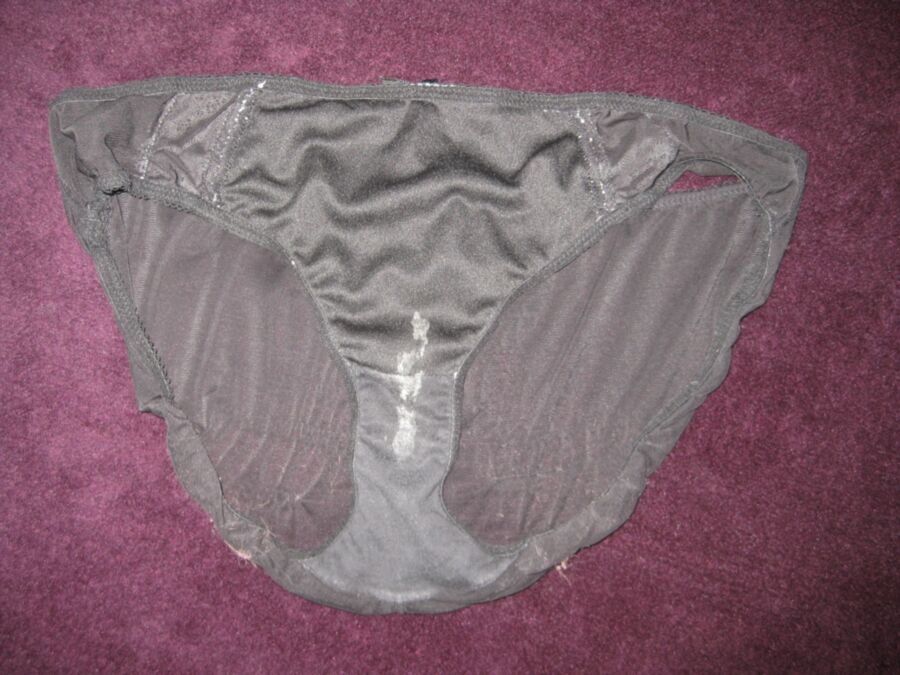 Free porn pics of another set of dirty knickers from my wife... 19 of 24 pics