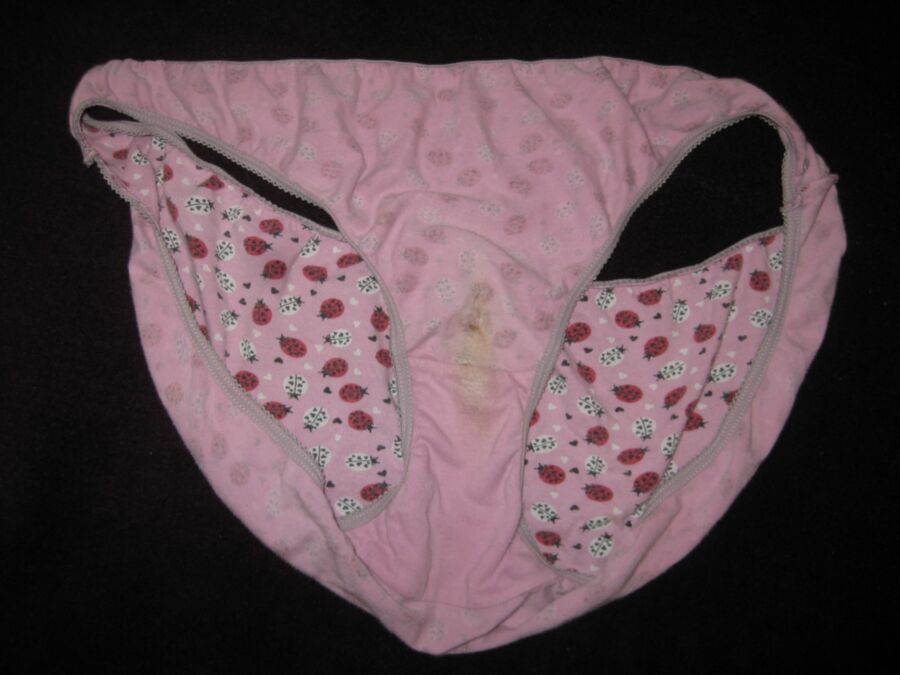 Free porn pics of another set of dirty knickers from my wife... 3 of 24 pics