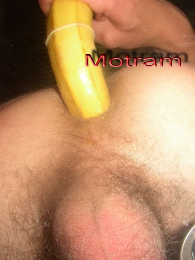 Free porn pics of Banana in my asshole, anus 5 of 6 pics