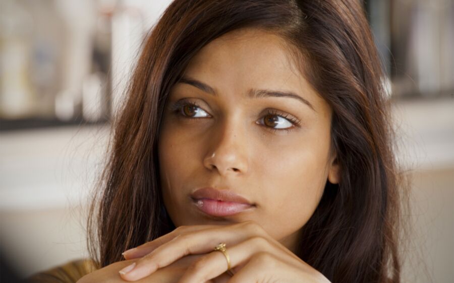 Free porn pics of Freida Pinto 6 of 23 pics