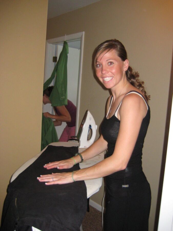 Wife likes cum in her face My girlfriend's ex-husband calling for sex