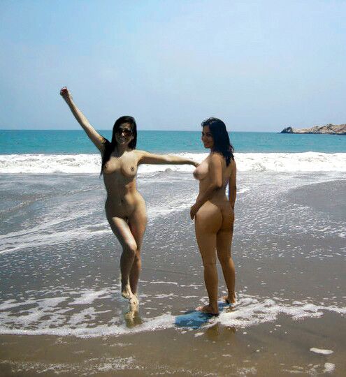 Free porn pics of Peruvian bitches Ketty and Katty 2 of 20 pics