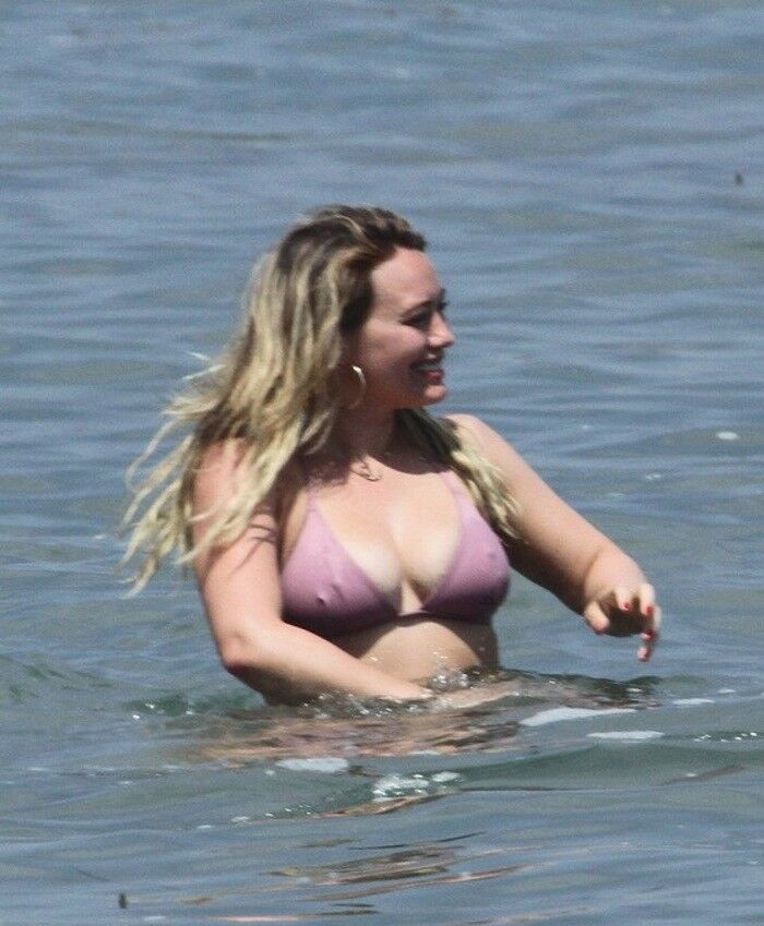 Free porn pics of Hilary Duff Solid, Strong, Fuckable 5 of 10 pics