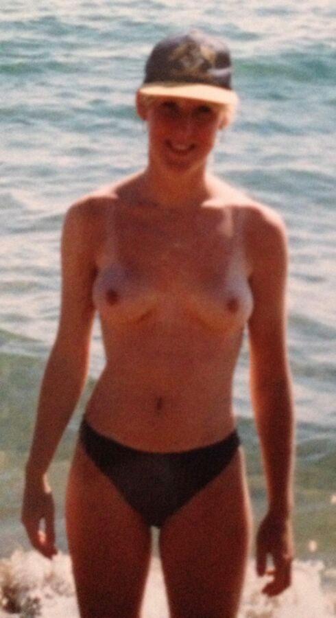 Free porn pics of me at the beach 3 of 3 pics