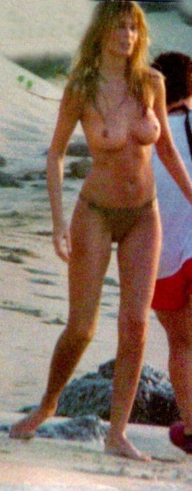 Free porn pics of Claudia Schiffer 15 of 50 pics