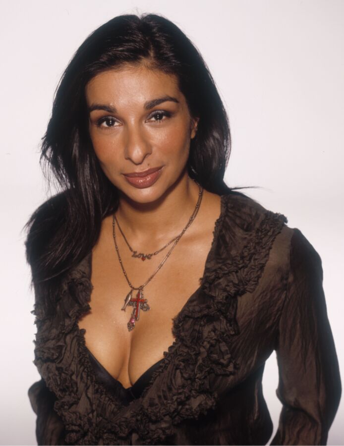 Free porn pics of Shobna Gulati 1 of 17 pics