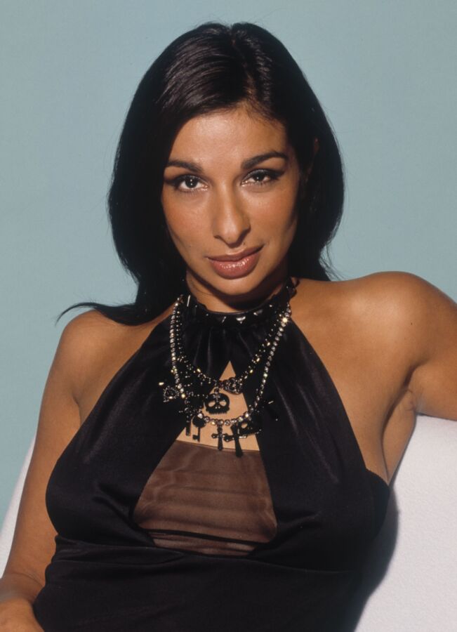 Free porn pics of Shobna Gulati 2 of 17 pics