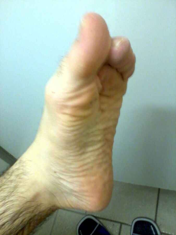 Free porn pics of Male amater soles 11 of 46 pics