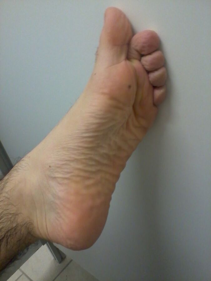 Free porn pics of Male amater soles 10 of 46 pics