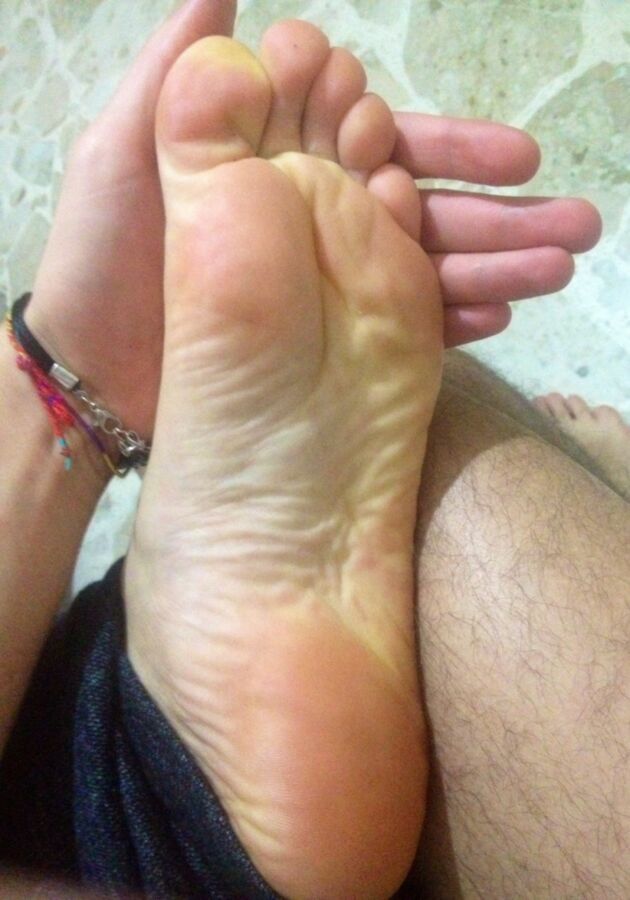 Free porn pics of Male amater soles 3 of 46 pics