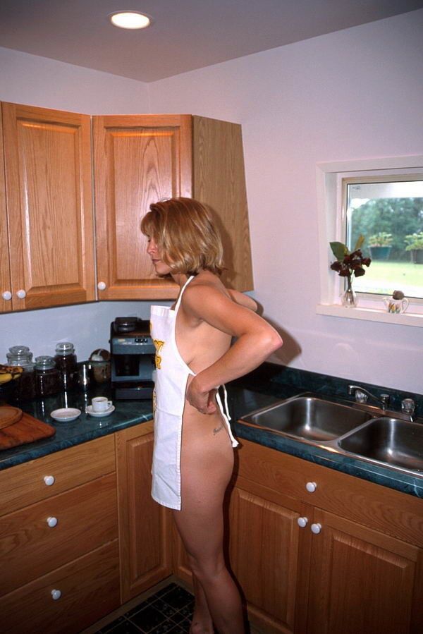 Free porn pics of ex-wife in the kitchen 2 of 69 pics