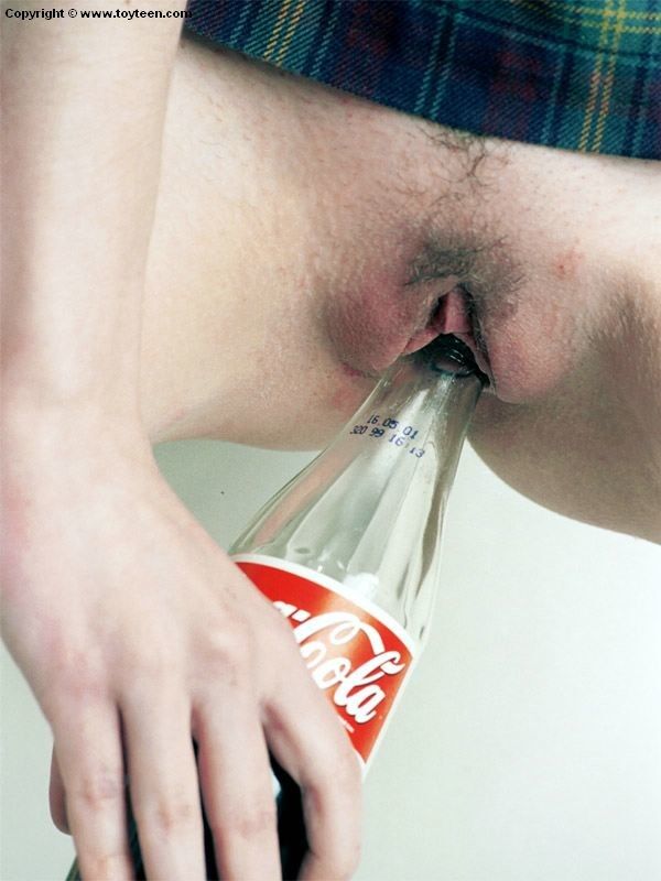 Free porn pics of Teen Cindy fucking a coke bottle 19 of 48 pics