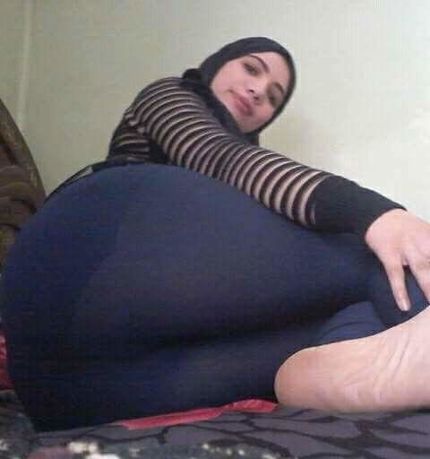 Free porn pics of sexy muslim hijab babes 9 of 41 pics