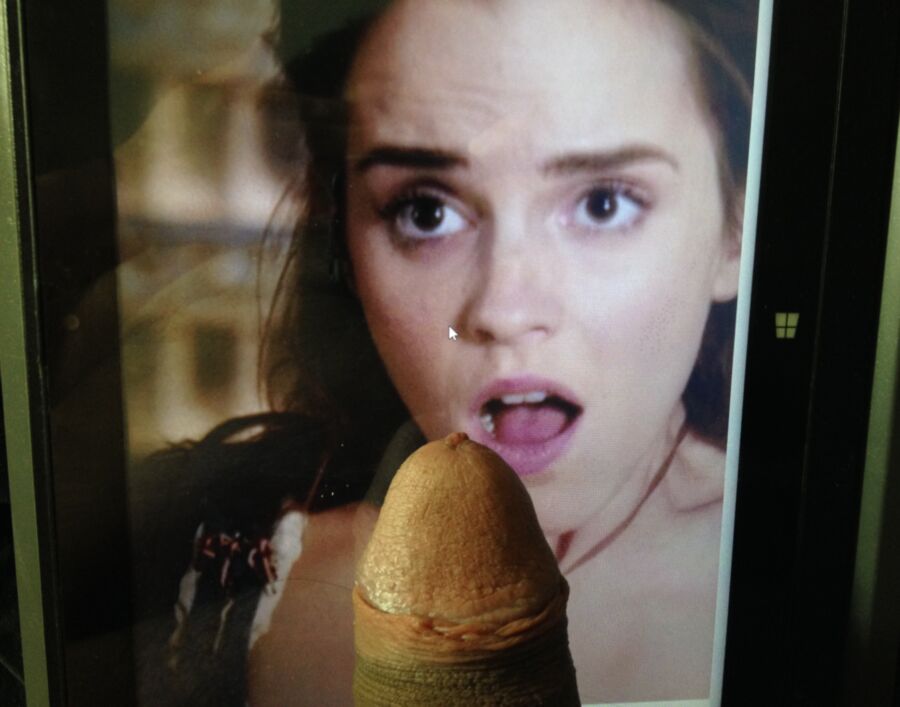 Free porn pics of Emma Watson cum tribute 5 of 6 pics