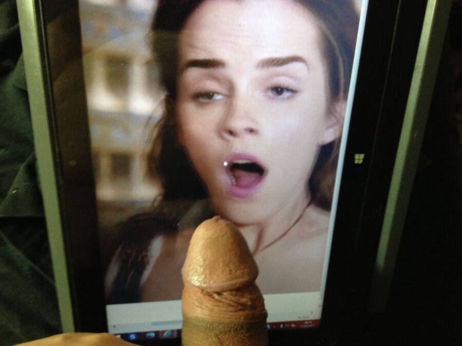 Free porn pics of Emma Watson cum tribute 4 of 6 pics