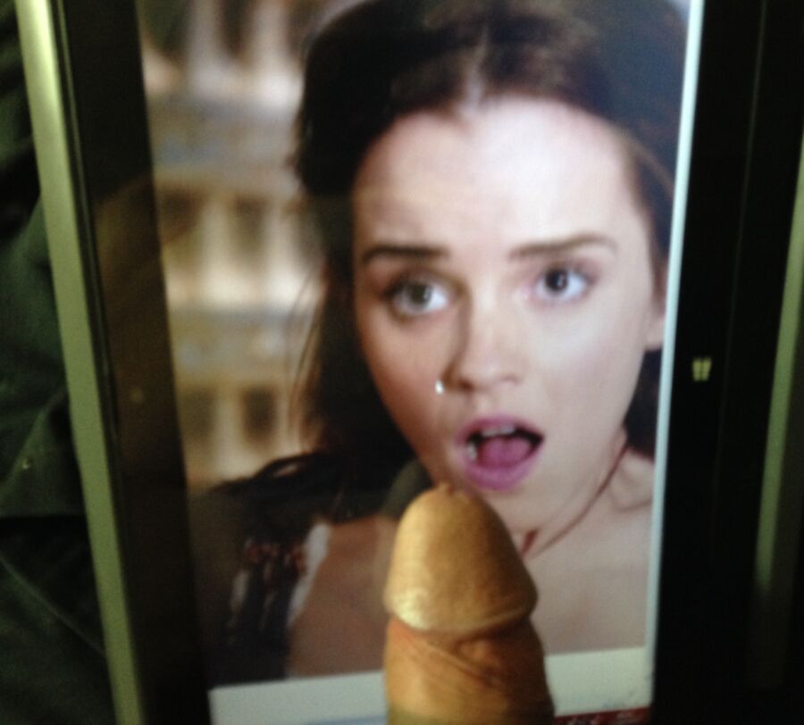 Free porn pics of Emma Watson cum tribute 2 of 6 pics