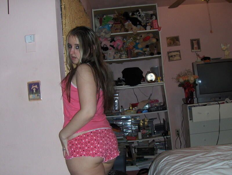 Free porn pics of Sexy chubby emo teen 2 of 30 pics