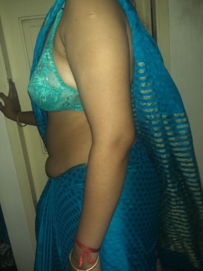 Free porn pics of Indian Wife Kameshwari 6 of 23 pics