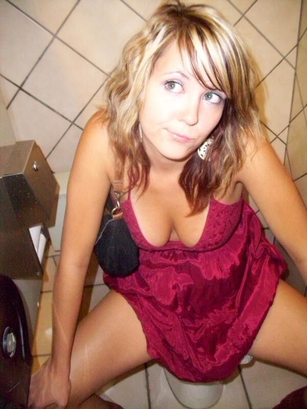 Free porn pics of Some more pissing girls 10 of 26 pics