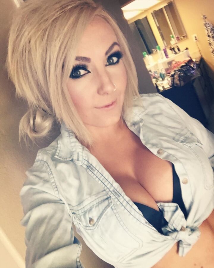 Free porn pics of Abspritzhilfen - Jessica Nigri 8 of 128 pics