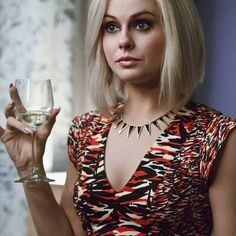 Free porn pics of Rose McIver  2 of 23 pics