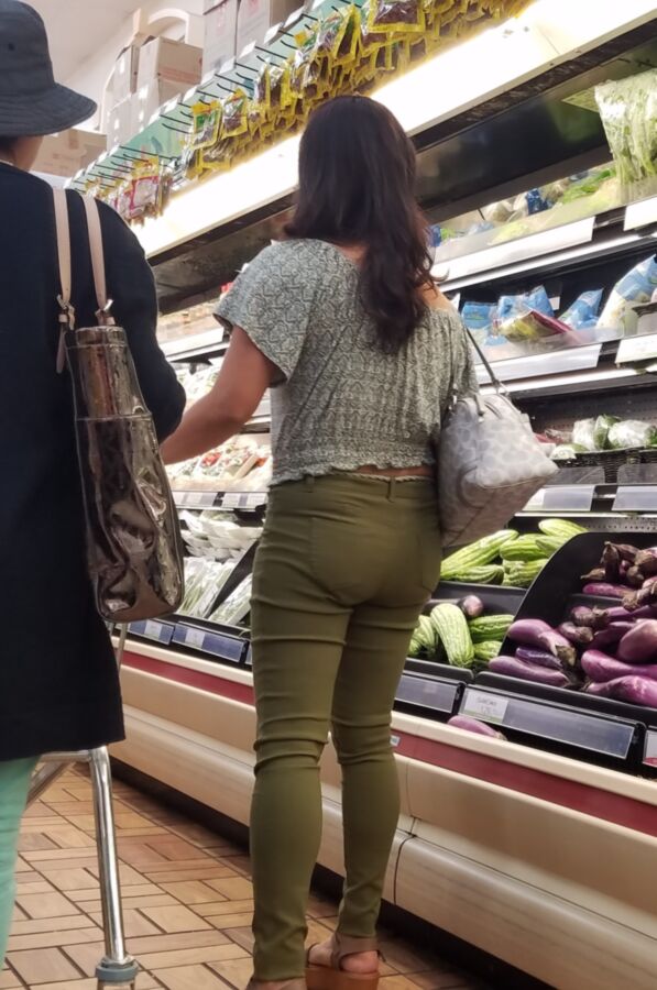 Free porn pics of Asian Milfs Shopping 14 of 49 pics