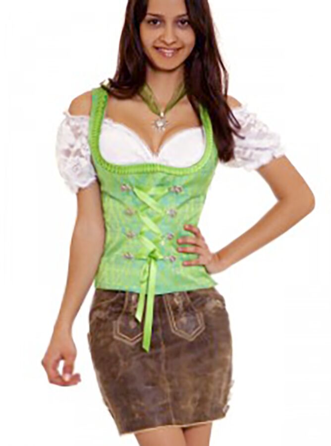 Free porn pics of Fesche Madln im Dirndl zum Achtundreisigst`n  15 of 100 pics