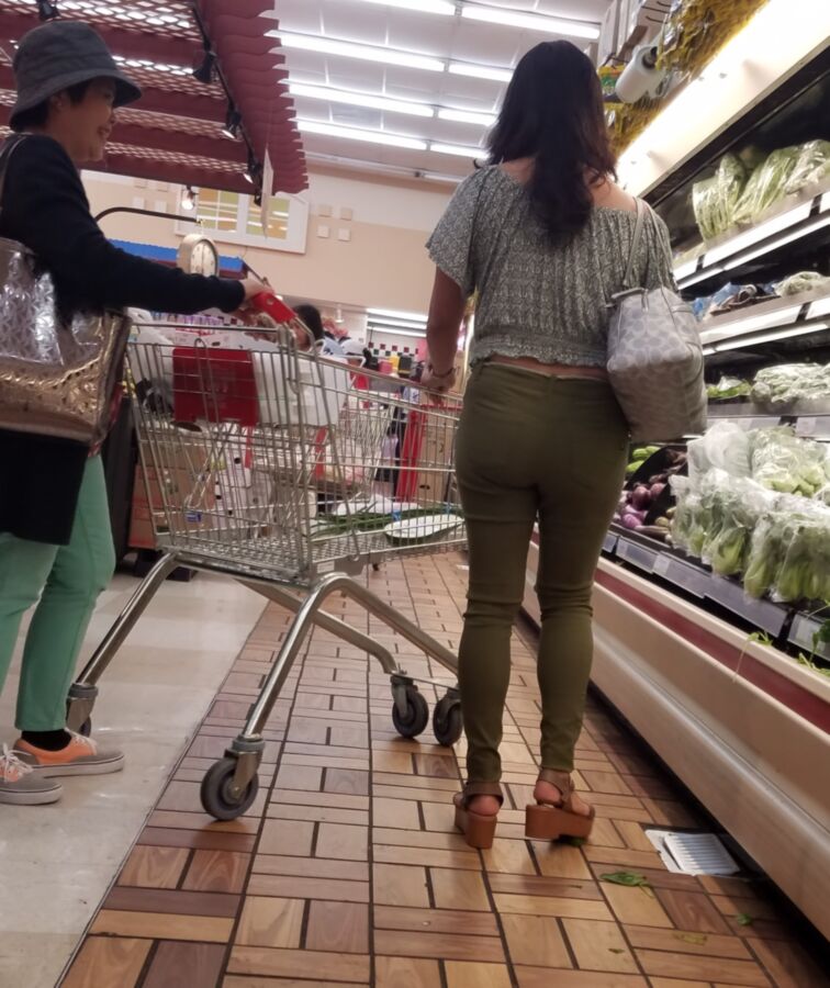Free porn pics of Asian Milfs Shopping 23 of 49 pics