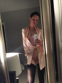 Free porn pics of leaked Pic of Rose McGowan 12 of 26 pics