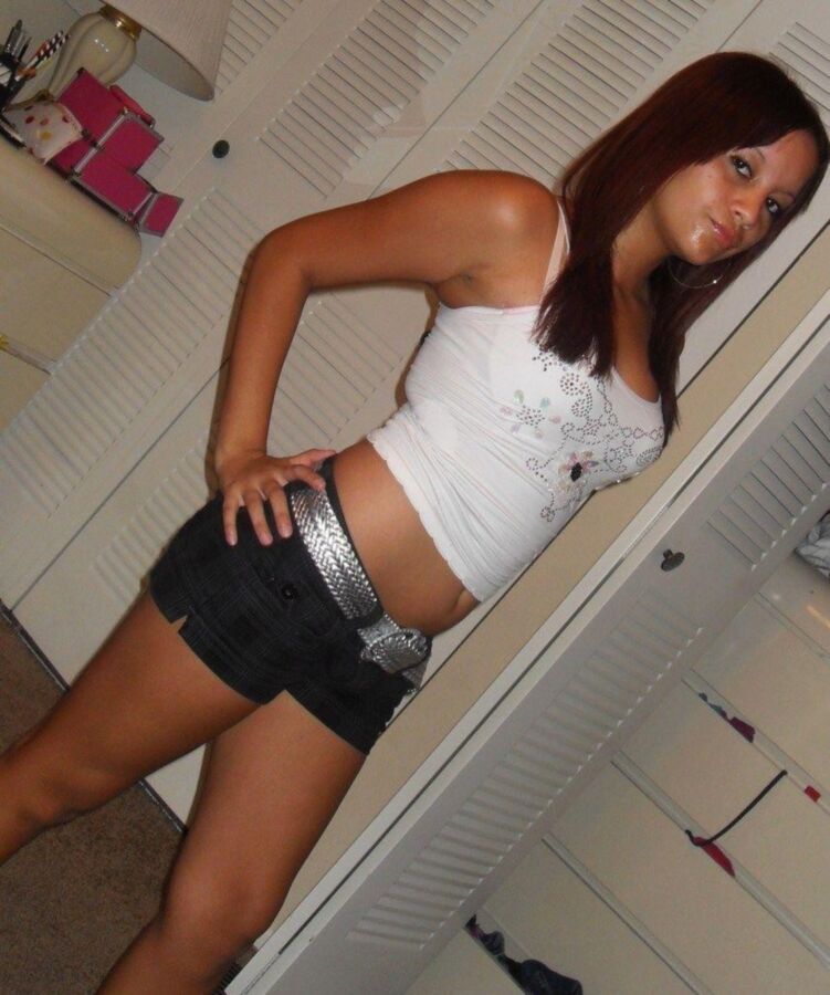 Free porn pics of Sexy Girls in Shorts 15 of 15 pics