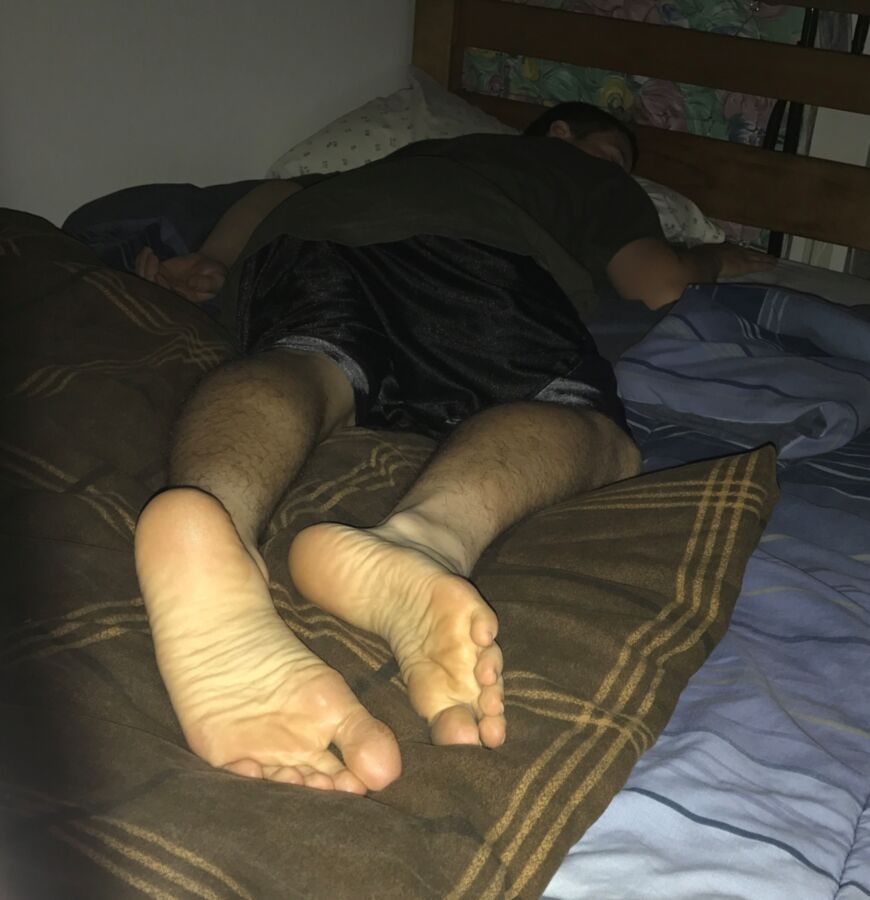 Free porn pics of Sleeping/Candid brothers feet/hands 1 of 11 pics