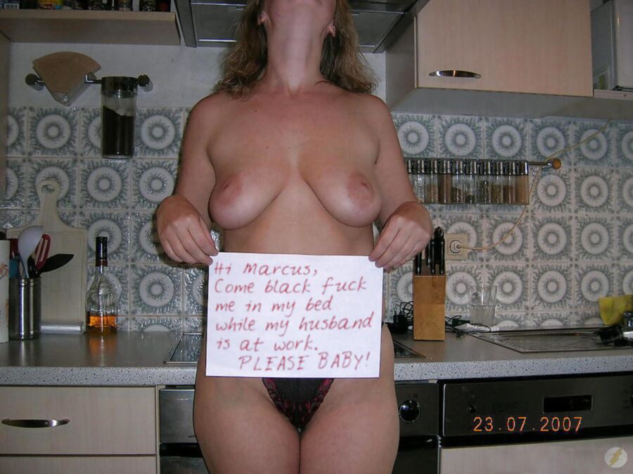 Free porn pics of Sluts Holding Up Signs 8 of 67 pics