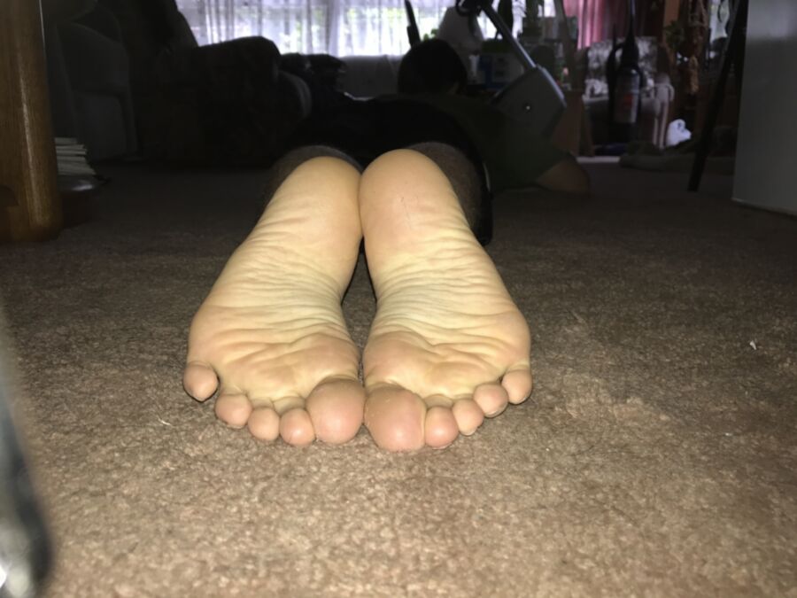 Free porn pics of Sleeping/Candid brothers feet/hands 10 of 11 pics