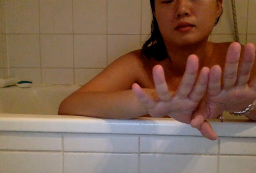 Free porn pics of Xinxin of Beijing China enjoys a Bath 14 of 50 pics