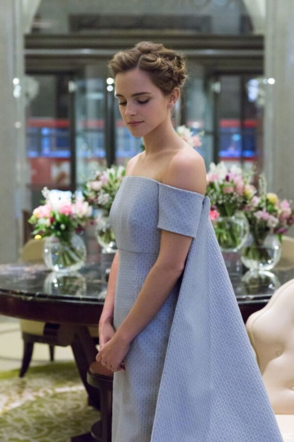 Free porn pics of Emma Watson. Some real photos. 4 of 16 pics