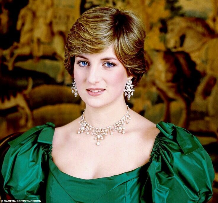 Free porn pics of Princess Diana II 15 of 19 pics