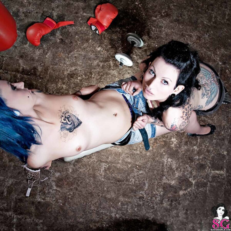 Free porn pics of Carlin - Kittecat - Muscle Bitches-SuicideGirls tatoo Pale emo t 10 of 24 pics