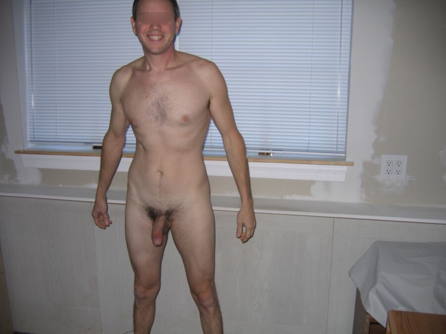 Free porn pics of Hairy naked standing 4 of 5 pics