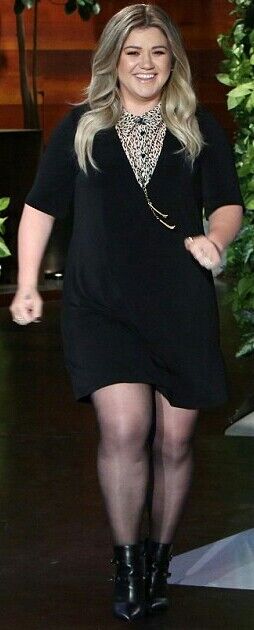 Free porn pics of Kelly Clarkson, In Pantyhose, For Your Use And Abuse. Comment 3 of 19 pics