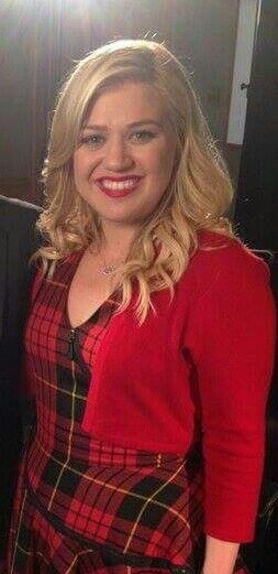 Free porn pics of Kelly Clarkson For Your Use And Abuse Comments Wanted 19 of 22 pics