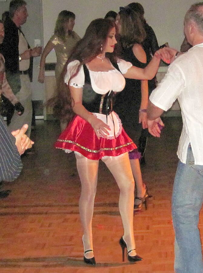 Free porn pics of Fesche Madln im Dirndl zum Vierundvierzigsigst`n 1 of 100 pics