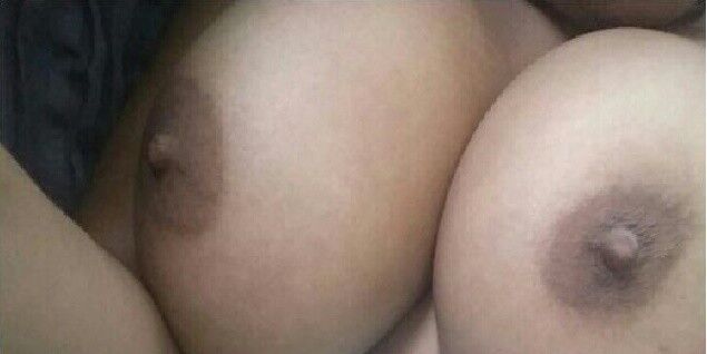 Free porn pics of Ebony big tits 1 of 1 pics