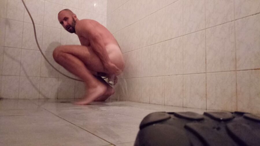 Free porn pics of Russian gay slut in the shower cleans the anal input 8 of 38 pics