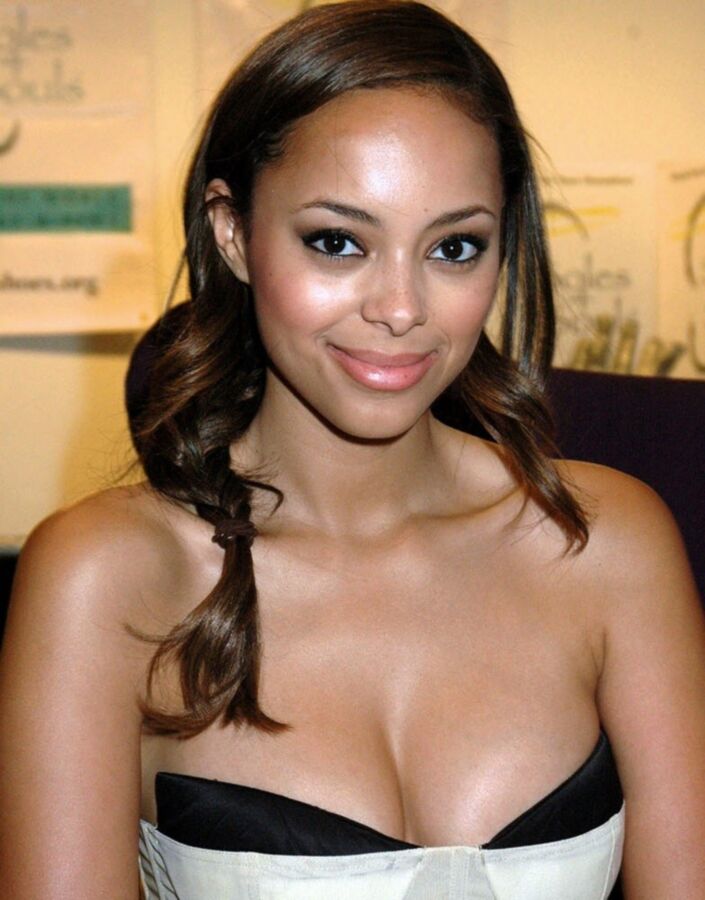 Free porn pics of Amber Stevens 6 of 14 pics