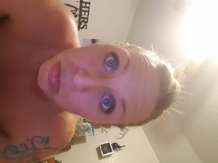 Free porn pics of Blonde slut sister. I fucked her drunk pussy once 8 of 25 pics