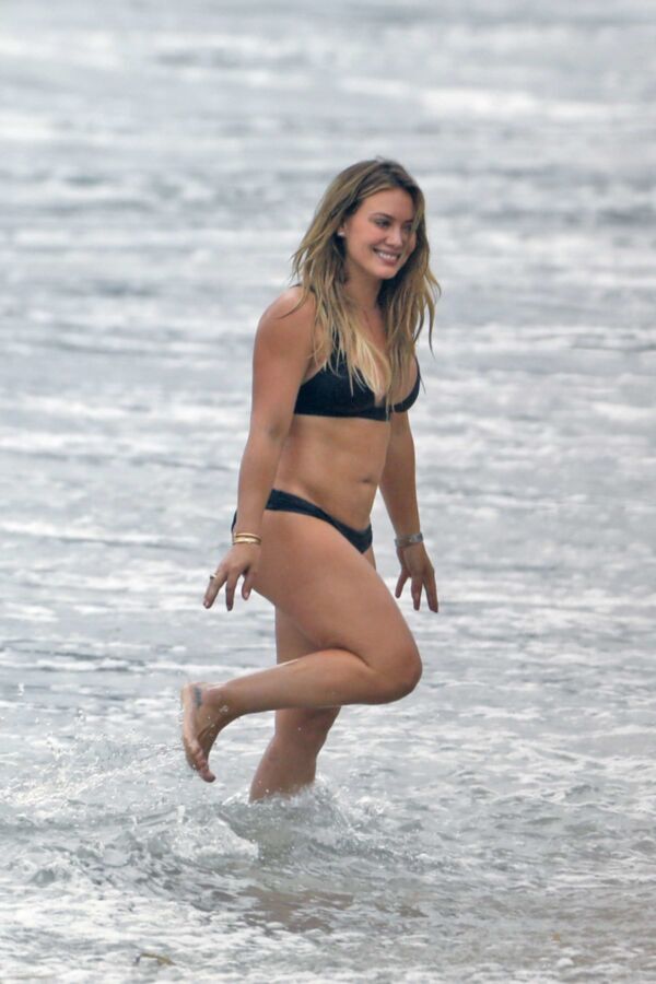 Free porn pics of Hillary Duff in bikini 5 of 32 pics