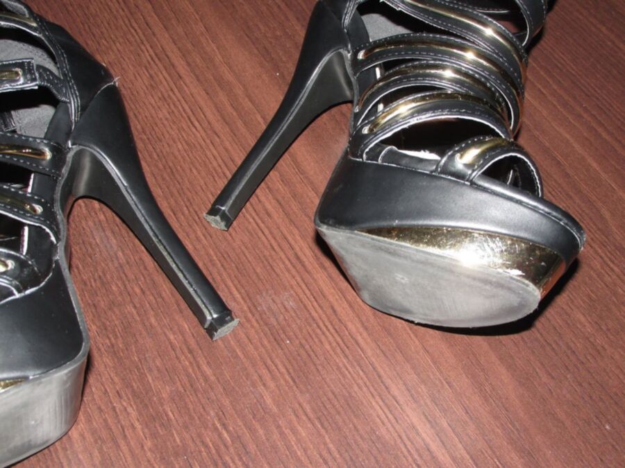 Free porn pics of My wife new high heels after first goig out to night club party 6 of 19 pics