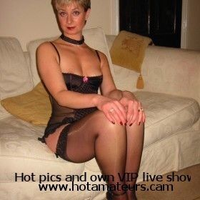 Free porn pics of www.hotamateurs.cam MILF Mature 16 of 30 pics