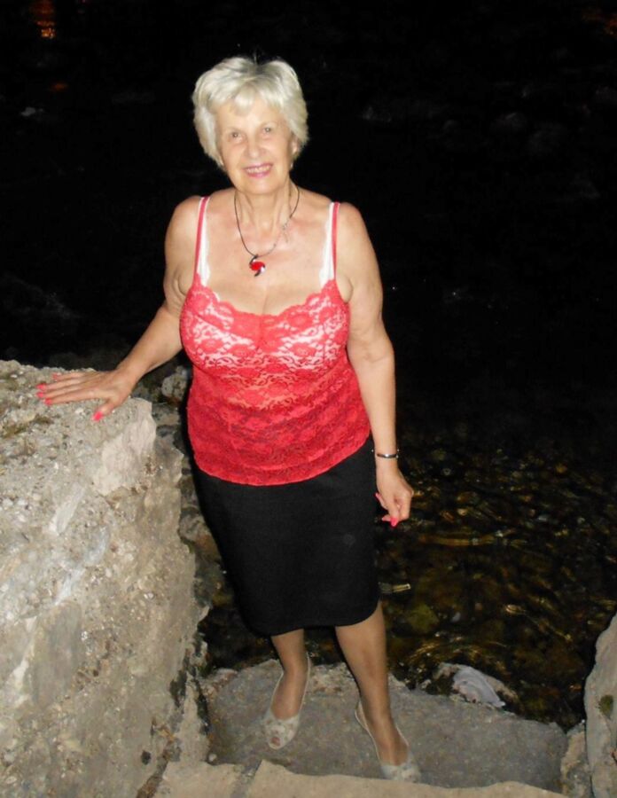 Free porn pics of My sexy granny for fans again 3 of 27 pics